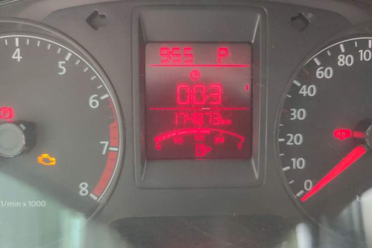 Used Volkswagen Jetta 2013 1.6L Automatic Comfort Model Odometer Close Up