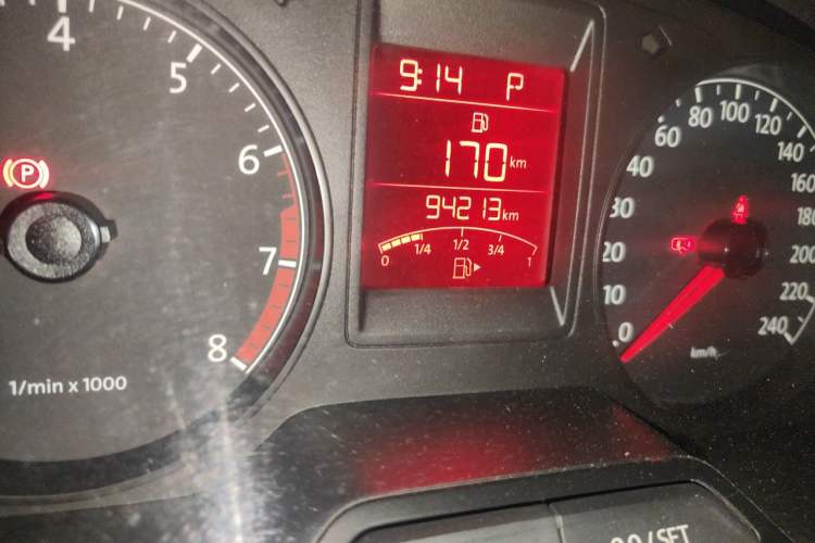 Used Volkswagen Jetta 2013 1.6L Automatic Comfort Model Odometer Close Up