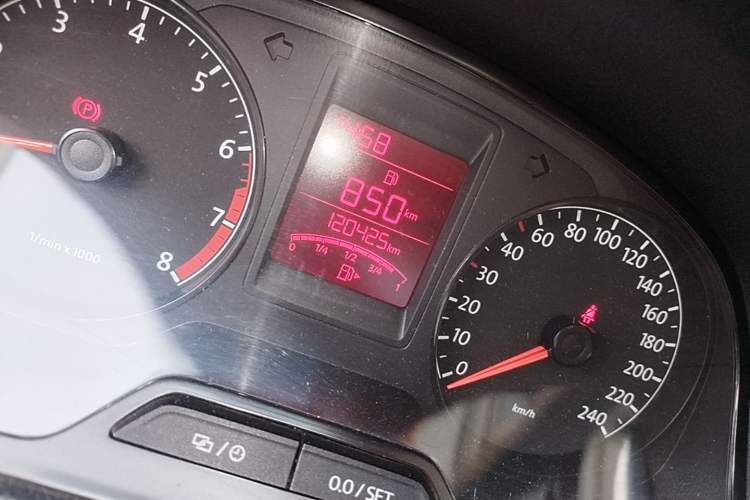 Used Volkswagen Jetta 2013 1.6L Manual Comfort Model Odometer Close Up