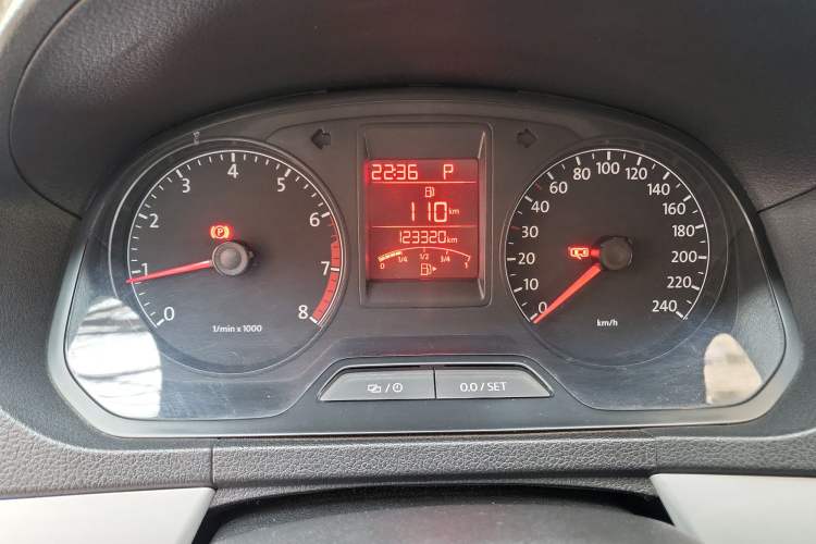 Used Volkswagen Jetta 2013 1.6L Automatic Comfort Model Odometer Close Up