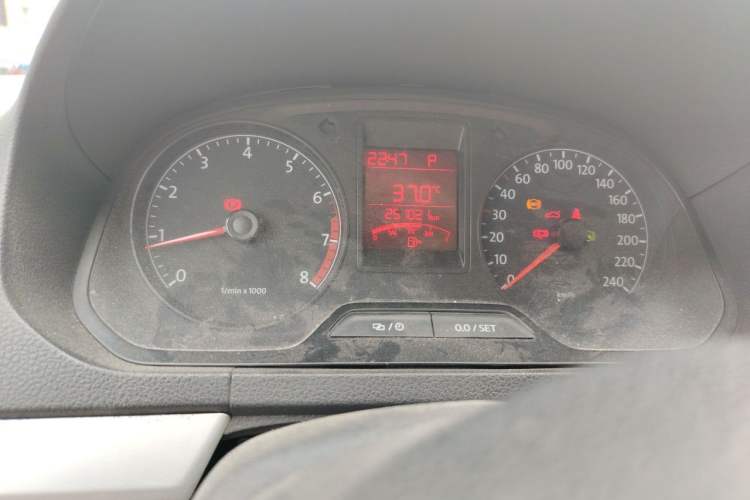 Used Volkswagen Jetta 2013 1.6L Automatic Comfort Model Odometer Close Up