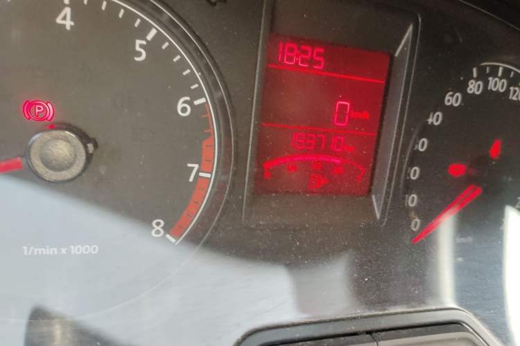 Used Volkswagen Jetta 2013 1.6L Manual Comfort Model Odometer Close Up