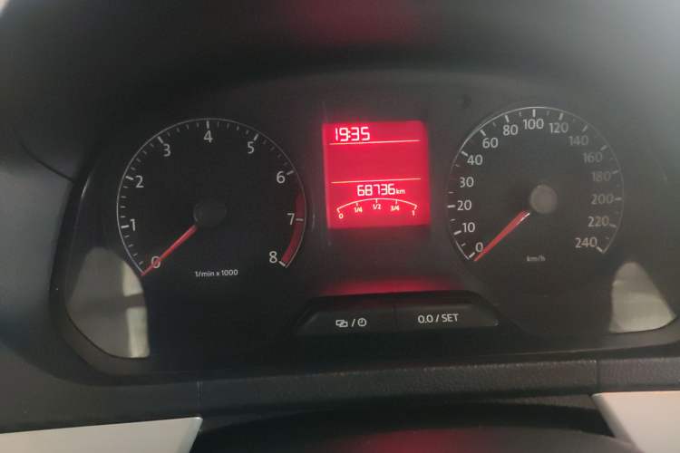 Used Volkswagen Jetta 2013 1.6L Manual Comfort Model Odometer Close Up