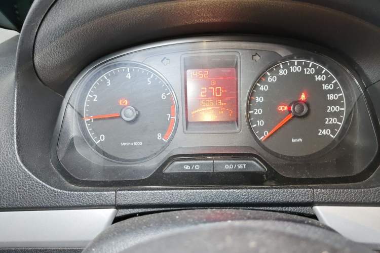 Used Volkswagen Jetta 2013 1.4L Manual Comfort Model Odometer Close Up