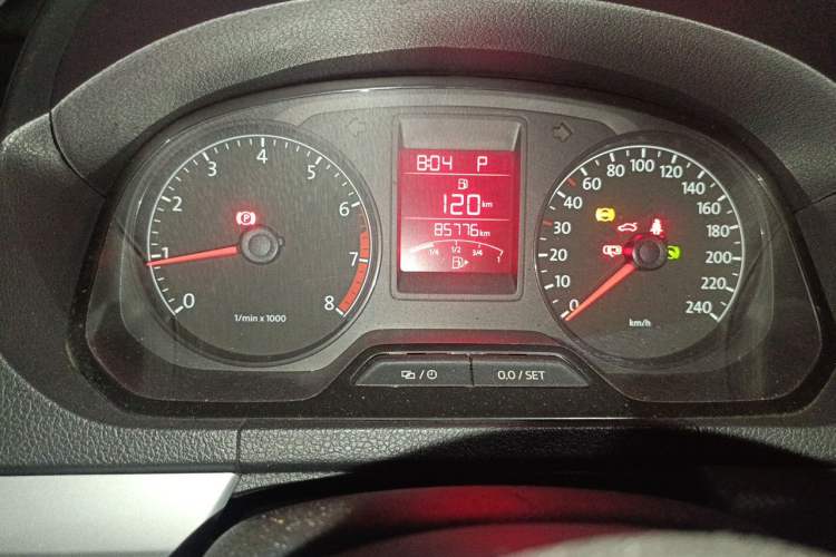 Used Volkswagen Jetta 2013 1.6L Automatic Comfort Model Odometer Close Up