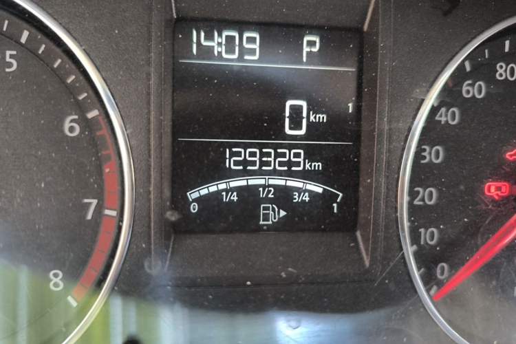 Used Volkswagen Jetta 2013 1.6L Automatic Luxury Model Odometer Close Up
