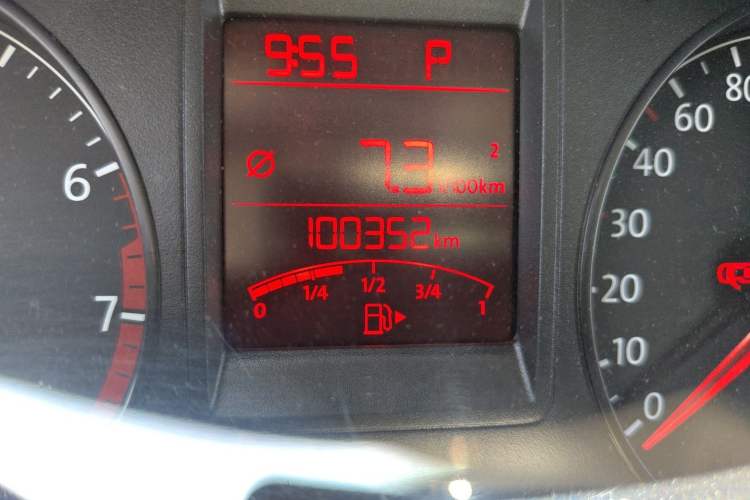 Used Volkswagen Jetta 2013 1.6L Automatic Comfort Model Odometer Close Up