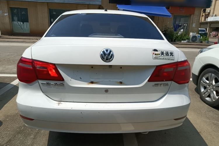 Used Volkswagen Jetta 2013 1.6L Manual Fashion Edition Rear