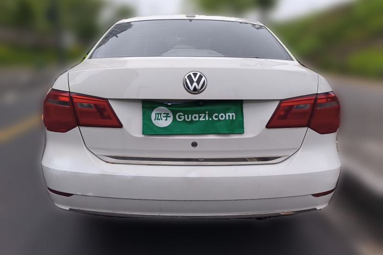Used Volkswagen Jetta 2013 1.6L Manual Fashion Edition Rear