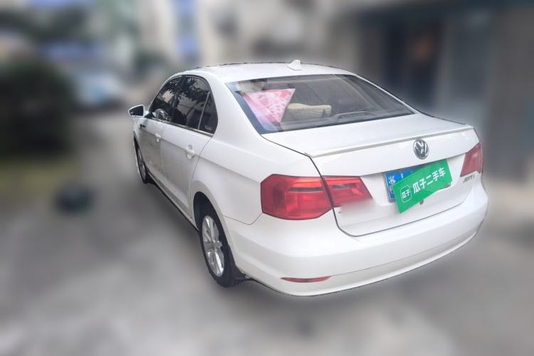 Used Volkswagen Jetta 2013 1.6L Manual Fashion Edition Rear Left 45 Deg