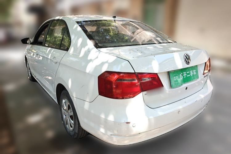 Used Volkswagen Jetta 2013 1.6L Manual Fashion Edition Rear Left 45 Deg