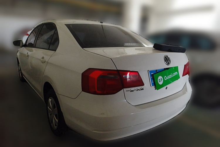 Used Volkswagen Jetta 2013 1.6L Manual Fashion Edition Rear Left 45 Deg