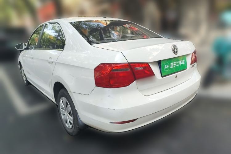 Used Volkswagen Jetta 2013 1.6L Manual Fashion Edition Rear Left 45 Deg