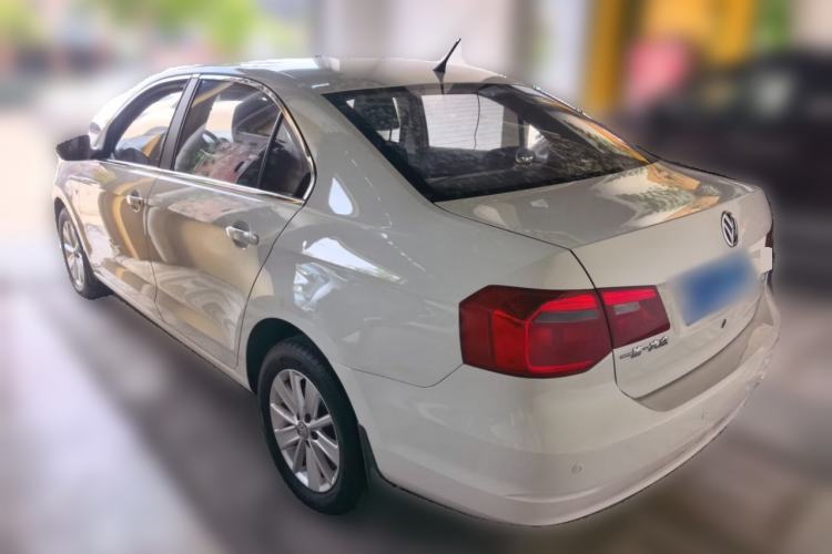 Used Volkswagen Jetta  Rear Left 45 Deg