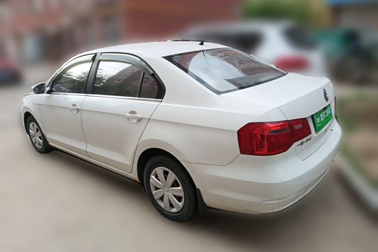 Used Volkswagen Jetta 2013 1.6L Manual Fashion Edition Rear Left 45 Deg