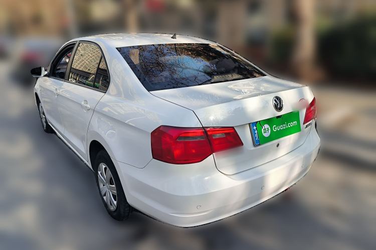 Used Volkswagen Jetta 2013 1.6L Manual Fashion Edition Rear Left 45 Deg