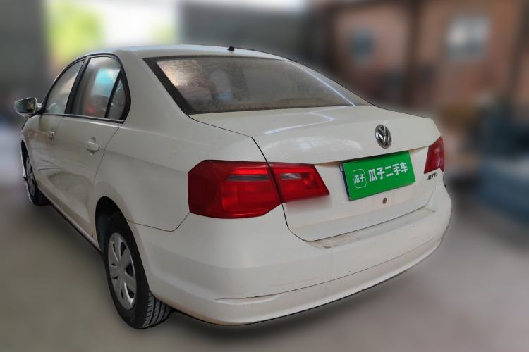 Used Volkswagen Jetta 2013 1.6L Manual Fashion Edition Rear Left 45 Deg