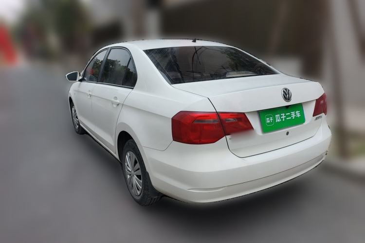 Used Volkswagen Jetta 2013 1.6L Manual Fashion Edition Rear Left 45 Deg