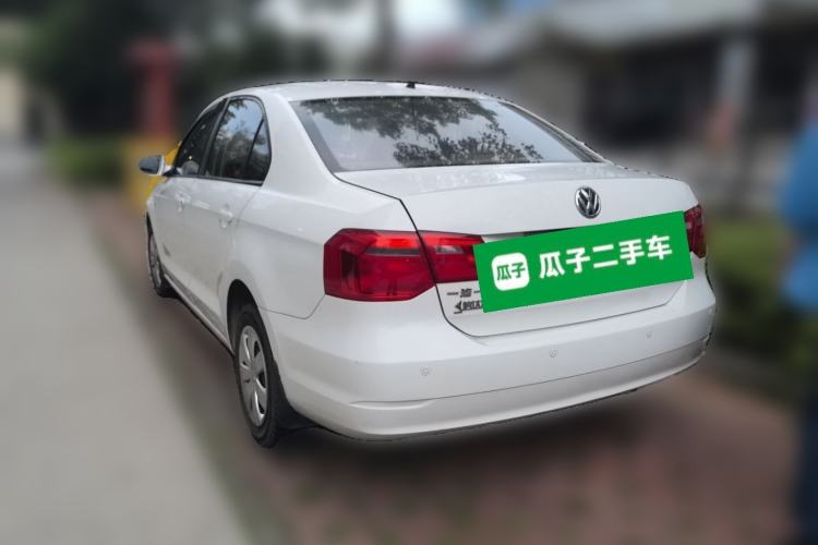 Used Volkswagen Jetta 2013 1.6L Manual Fashion Edition Rear Left 45 Deg