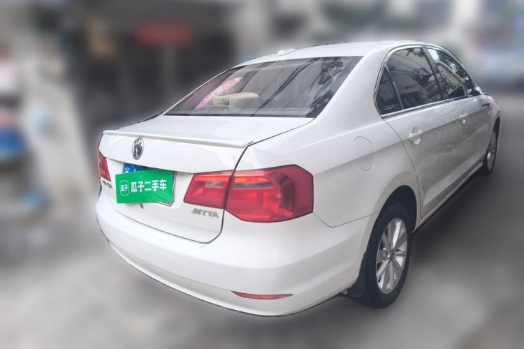 Used Volkswagen Jetta 2013 1.6L Manual Fashion Edition Rear Right 45 Deg