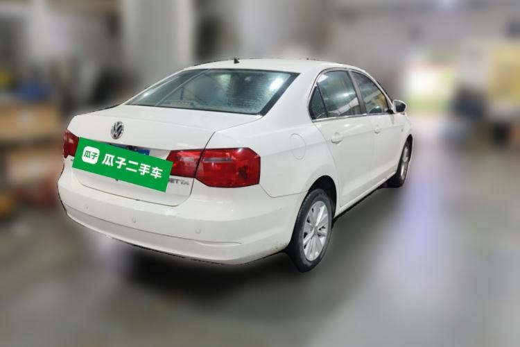 Used Volkswagen Jetta 2013 1.6L Manual Comfort Model Rear Right 45 Deg