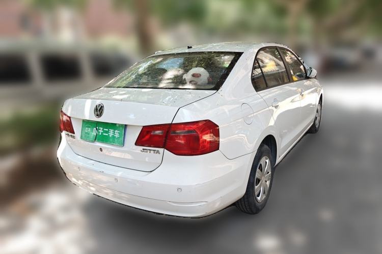 Used Volkswagen Jetta 2013 1.6L Manual Fashion Edition Rear Right 45 Deg