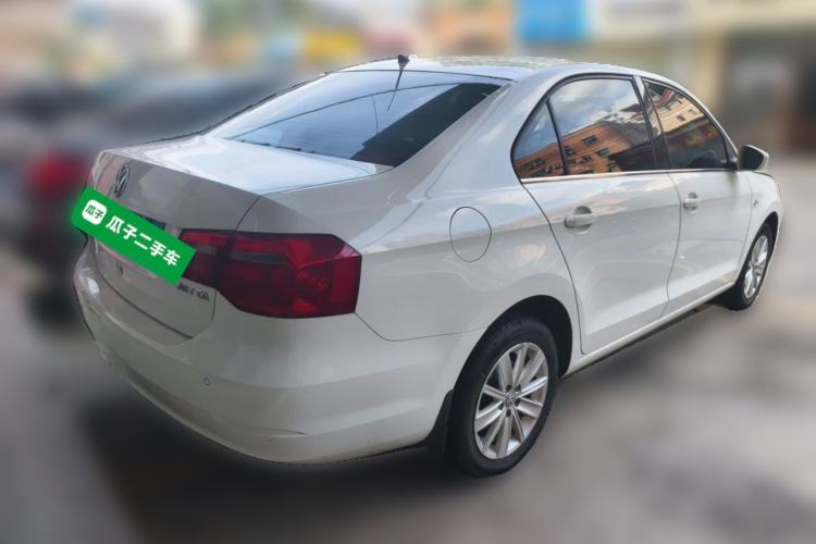 Used Volkswagen Jetta 2013 1.6L Automatic Luxury Model Rear Right 45 Deg