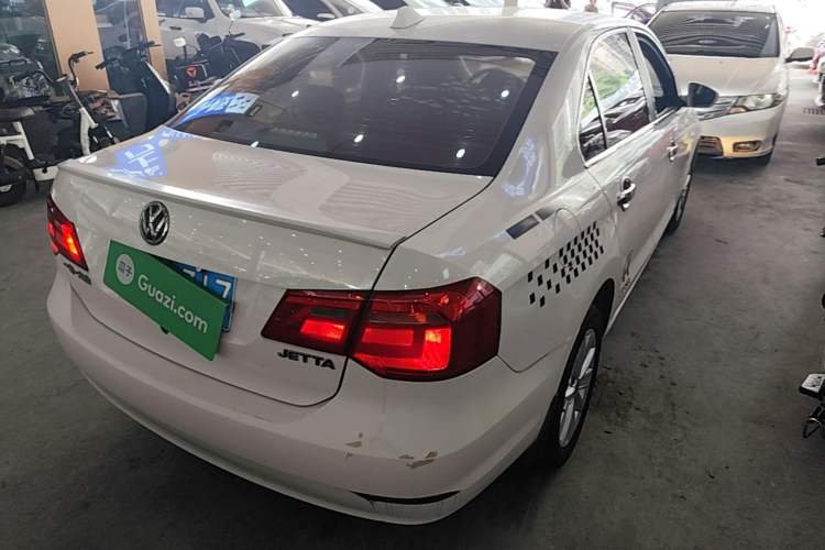 Used Volkswagen Jetta 2013 1.6L Manual Comfort Model Rear Right 45 Deg