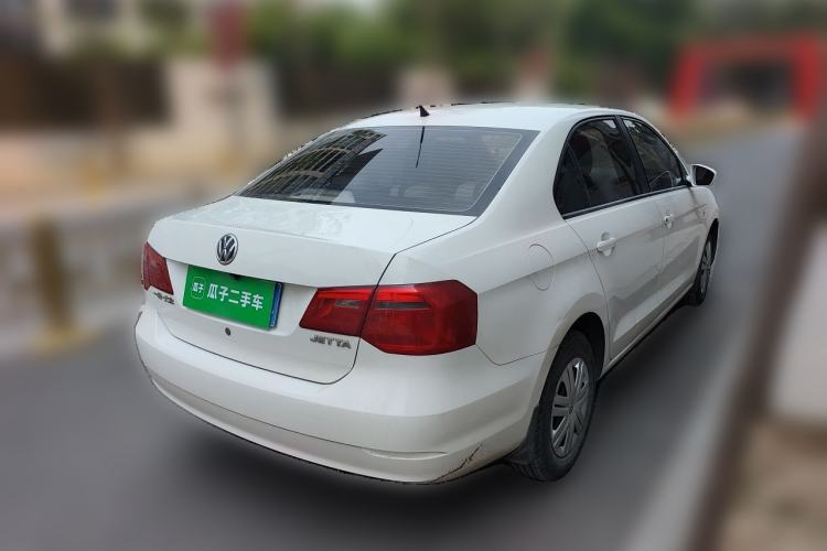 Used Volkswagen Jetta 2013 1.6L Manual Fashion Edition Rear Right 45 Deg