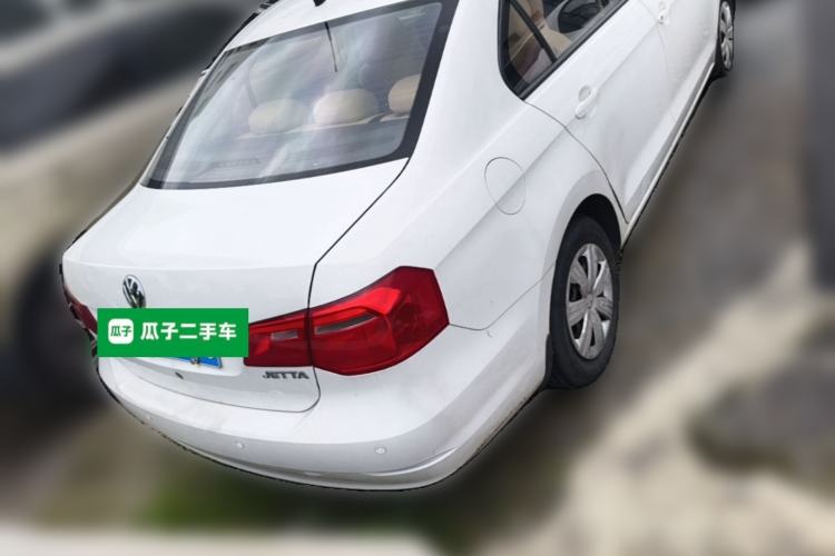 Used Volkswagen Jetta 2013 1.6L Automatic Fashion Model Rear