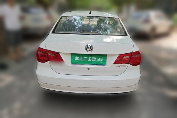 Used Volkswagen Jetta 2013 1.6L Manual Fashion Edition Rear