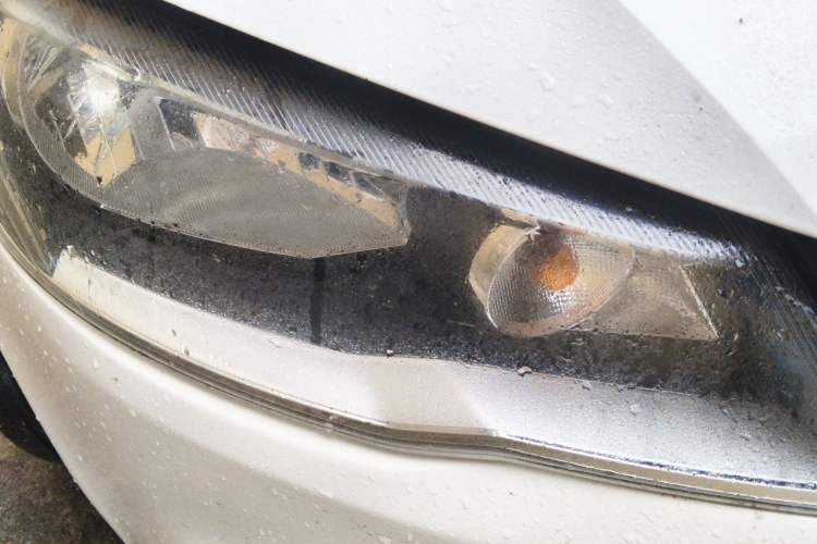 Used Volkswagen Jetta 2013 1.4L Manual Comfort Model Right Front Headlight