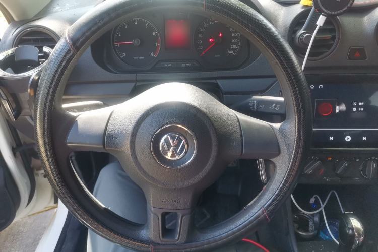 Used Volkswagen Jetta 2013 1.6L Automatic Fashion Model Steering Wheel
