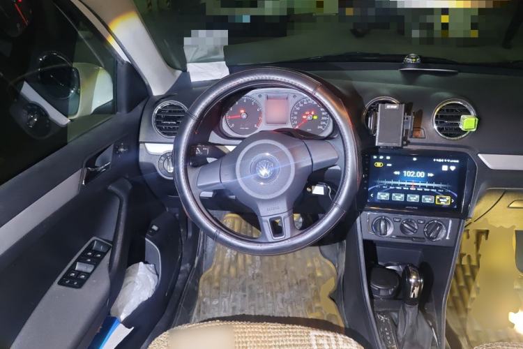 Used Volkswagen Jetta 2013 1.6L Automatic Comfort Model Steering Wheel