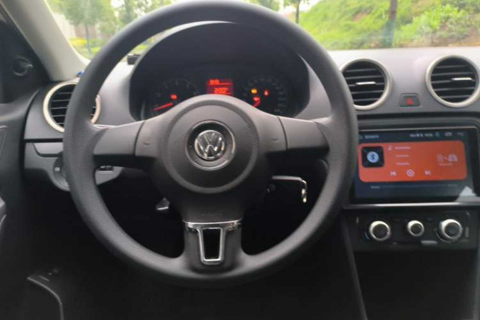 Used Volkswagen Jetta 2013 1.6L Manual Fashion Edition Steering Wheel