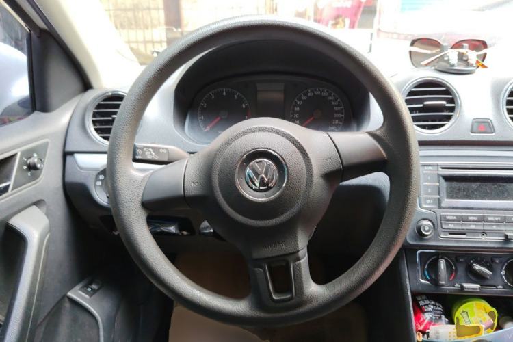 Used Volkswagen Jetta 2013 1.6L Manual Comfort Model Steering Wheel