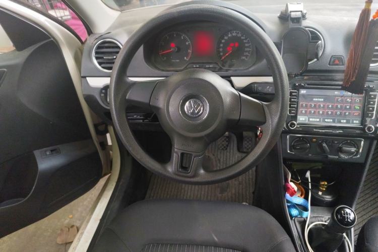 Used Volkswagen Jetta 2013 1.6L Manual Comfort Model Steering Wheel