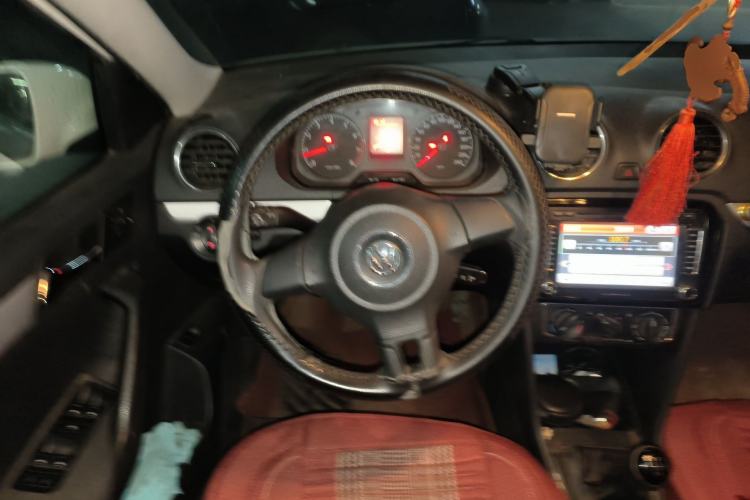 Used Volkswagen Jetta 2013 1.6L Manual Comfort Model Steering Wheel