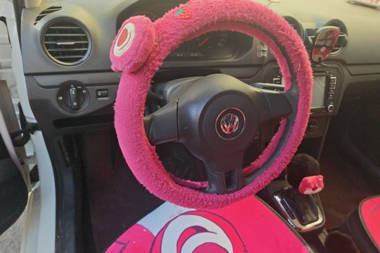 Used Volkswagen Jetta 2013 1.6L Automatic Fashion Model Steering Wheel