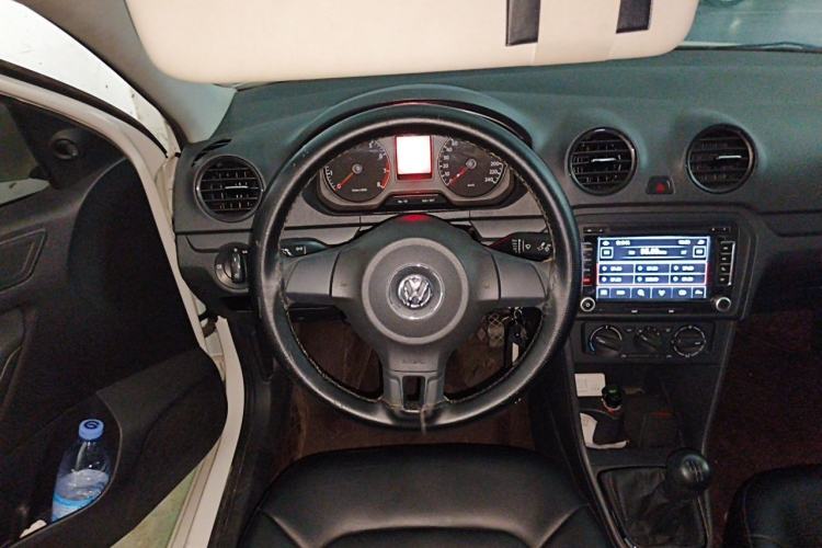 Used Volkswagen Jetta 2013 1.6L Manual Fashion Edition Steering Wheel