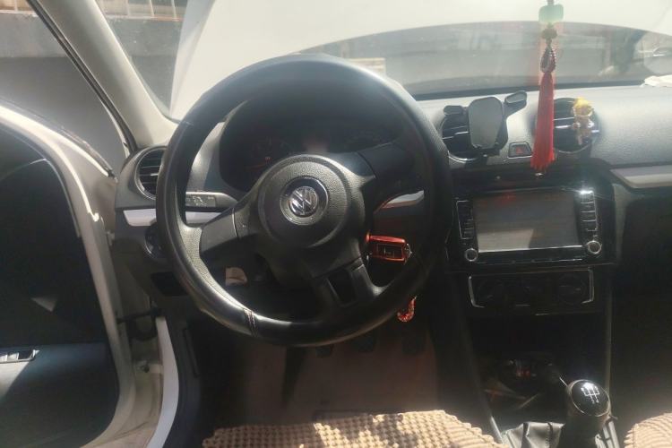 Used Volkswagen Jetta 2013 1.6L Manual Comfort Model Steering Wheel