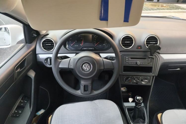Used Volkswagen Jetta 2013 1.6L Manual Fashion Edition Steering Wheel