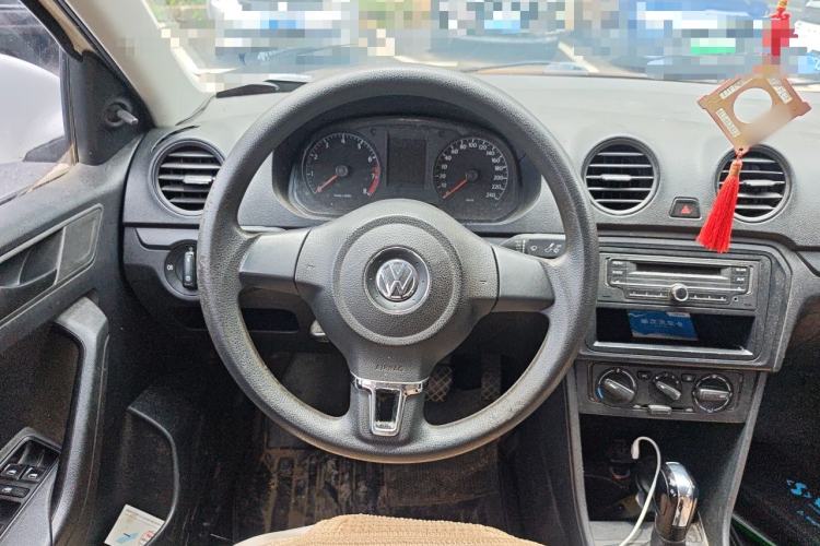 Used Volkswagen Jetta 2013 1.6L Automatic Fashion Model Steering Wheel