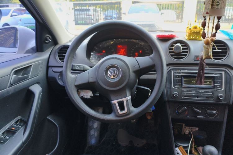 Used Volkswagen Jetta 2013 1.6L Manual Fashion Edition Steering Wheel