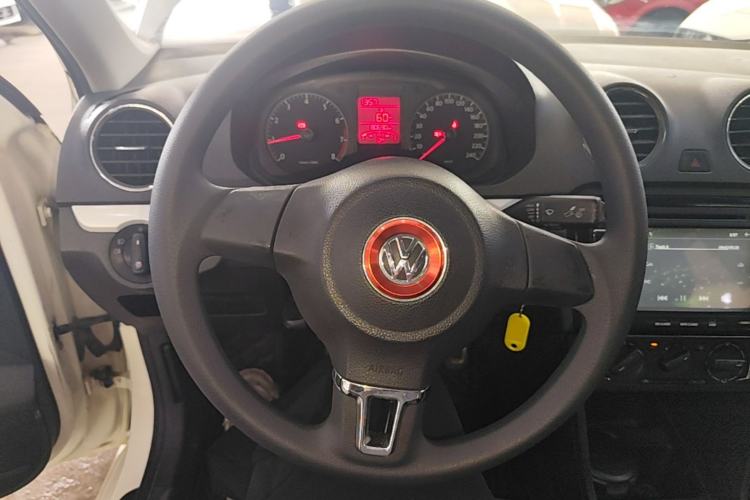 Used Volkswagen Jetta 2013 1.6L Manual Comfort Model Steering Wheel