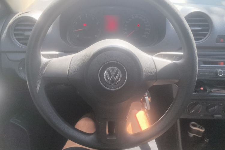 Used Volkswagen Jetta 2013 1.4L Manual Fashion Model Steering Wheel
