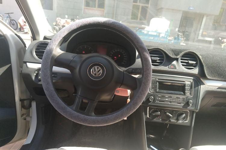Used Volkswagen Jetta 2013 1.6L Manual Comfort Model Steering Wheel