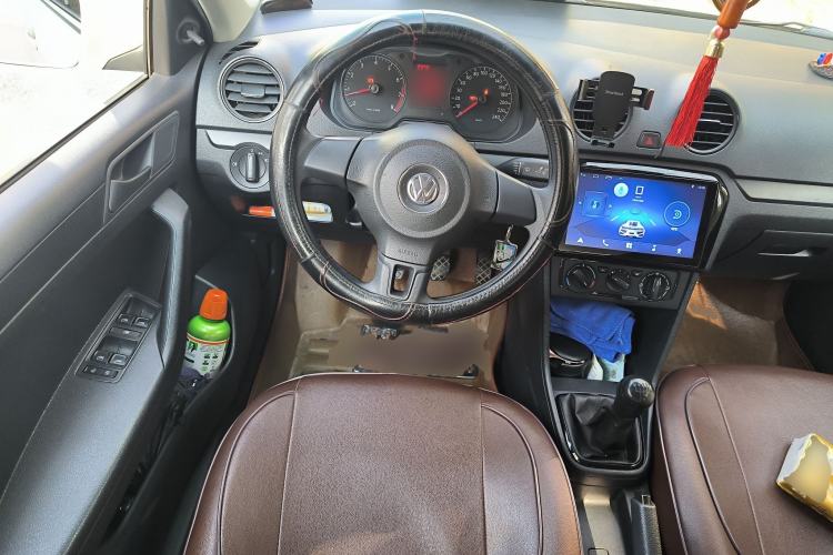Used Volkswagen Jetta 2013 1.6L Manual Fashion Edition Steering Wheel
