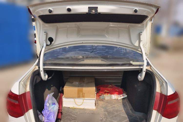 Used Volkswagen Jetta 2013 1.4L Manual Fashion Model Trunk