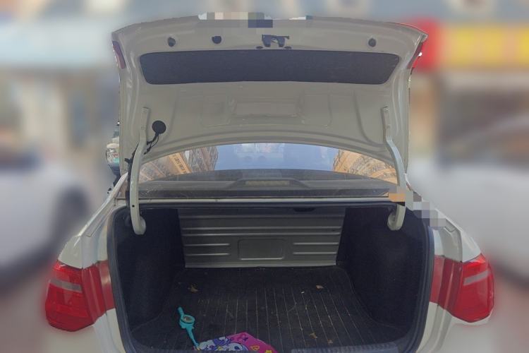 Used Volkswagen Jetta 2013 1.4L Manual Fashion Model Trunk